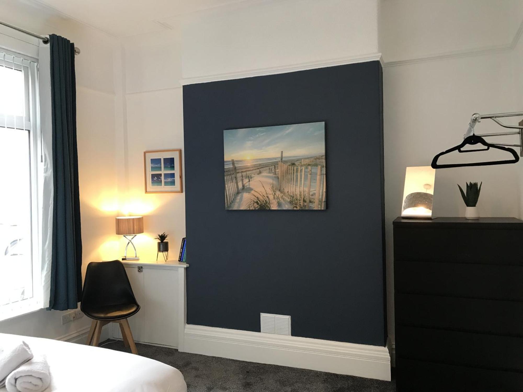 Bright Spacious 3-Bed With Office & Patio, Preston Preston  Extérieur photo