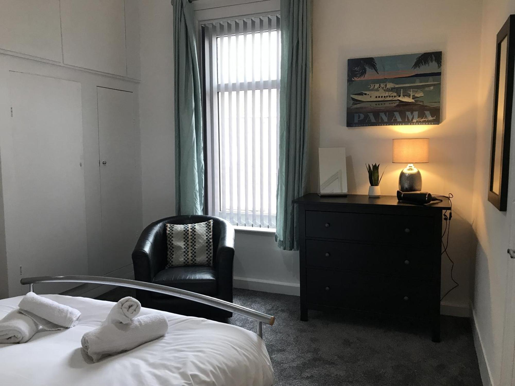 Bright Spacious 3-Bed With Office & Patio, Preston Preston  Extérieur photo
